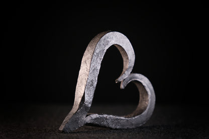 Hand-Forged Iron Heart – A Symbol of Strength & Love